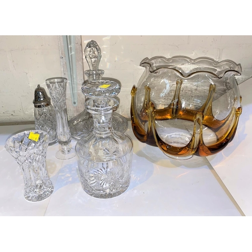 584 - 2 Edinburgh crystal decanters; a Franklin Mint glass lightshade with Treacle drip lightshade and 2 r... 