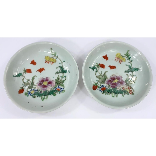 401 - A pair of Chinese famille verte dishes decorated withpolychrome flowers and a modern wooden plate st... 