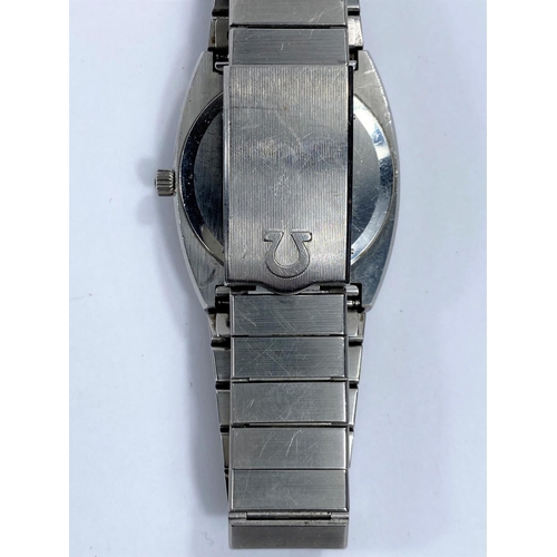 659 - A 1970&#39;s gents Omega De Ville Quartz wristwatch withstainless steel case and original bracel... 