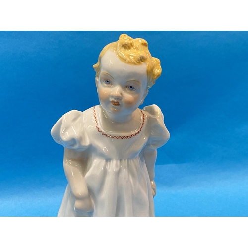 622 - A modern Meissen figure of a young girl and doll, height 18cm