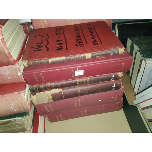 300 - A large collection of Antiquarian Book auction and Book dealer catalogues to include Christies and B... 