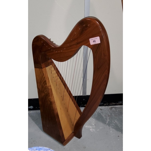46 - An American 16 string folk harp by Stoney End Harps, Red Wing, Mn. USA, height 60 cm, with soft case