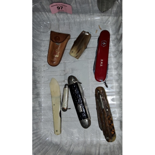 97 - A selection of various pocket knives