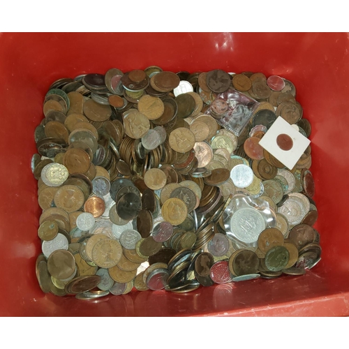 120 - A large quantity of mainly copper coins