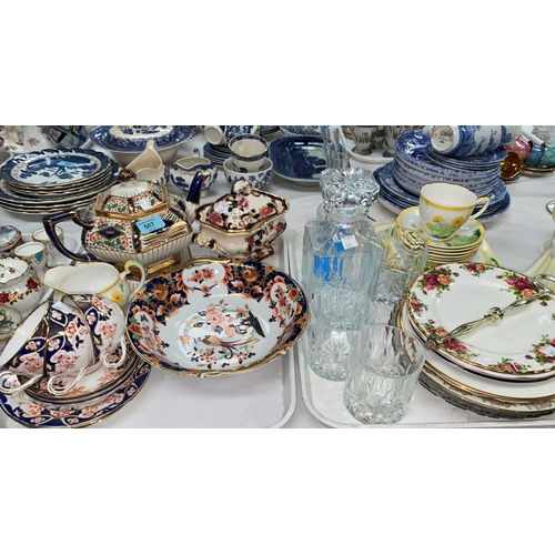 507 - A selection of Japan pattern china:  a Victorian teapot and stand; a Mason's sauce tureen; etc.; an ... 