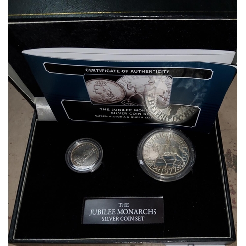 277 - GB 1977:  The Jubilee Monarchs Silver Coin set QV 1s, QEII crown