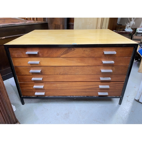 891 - A 1970's architects plan chest of 6 drawers in lightwood and mahogany, 115cm x 90cm x 71cm high