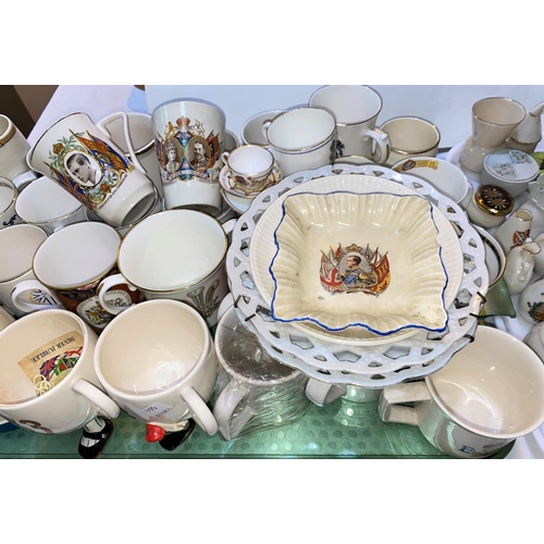 564 - A selection of crested china; trinket boxes; Royal Commemorative ware; etc.