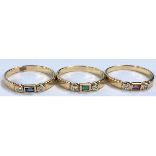 712 - A suite of 3 yellow metal dress rings, stamped '585', each set rectangular sapphire size O/emerald s... 