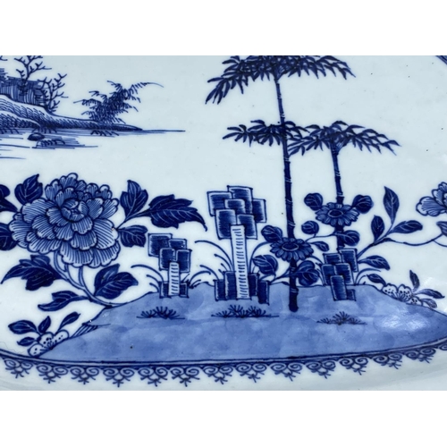 413 - A Chinese Qianlong period platter, canted rectangular form decorated in blue & white, length 35 ... 