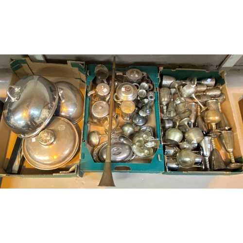 601a - A large selection of silver plate including meat domes etc