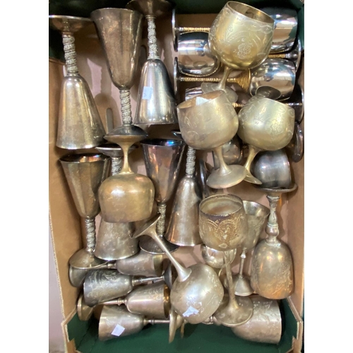 601a - A large selection of silver plate including meat domes etc