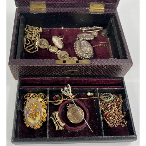 709 - A selection of vintage and antique jewellery including silver brooches, Charles Horner silver pin wi... 