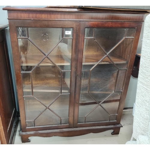 908 - A Georgian style mahogany display cabinet with 2 doors