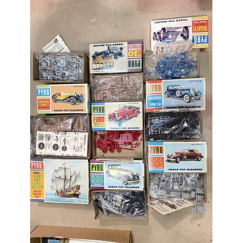 180 - 8 Pyro boxed vintage plastic model kits 7 1/32 scale cars and one ship