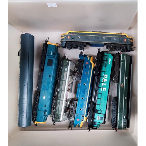 102M - A selection of 00-gauge diesel and other locos etc