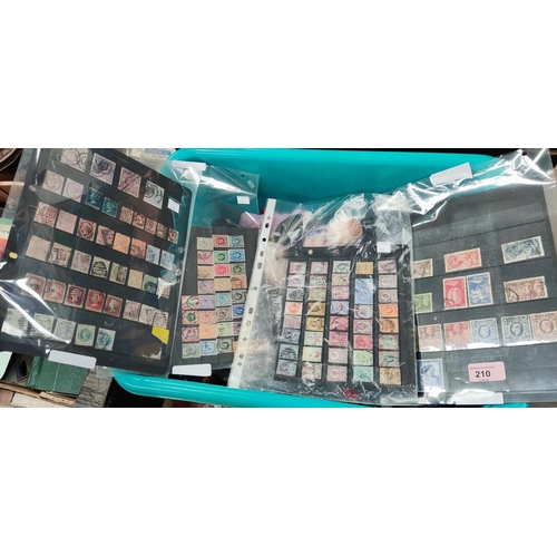 210 - GB: a selection of definitives QV - GVI including high values