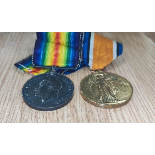 285 - WWI: a pair of medals to 017245 A. Sjt. J. ENTWISTLE A.O.C