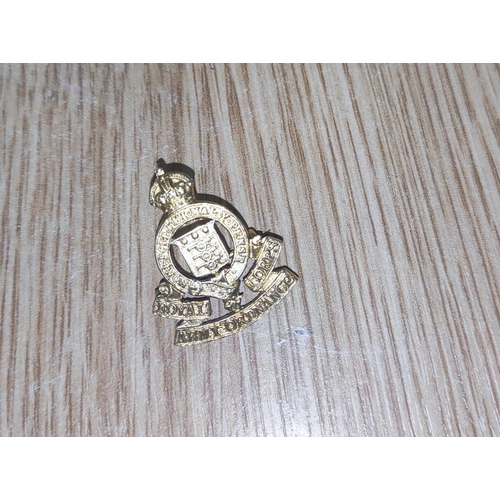 287 - ROYAL ARMY ORDNANCE CORPS, a 9ct gold badge (base metal pin) 6.13gm gross