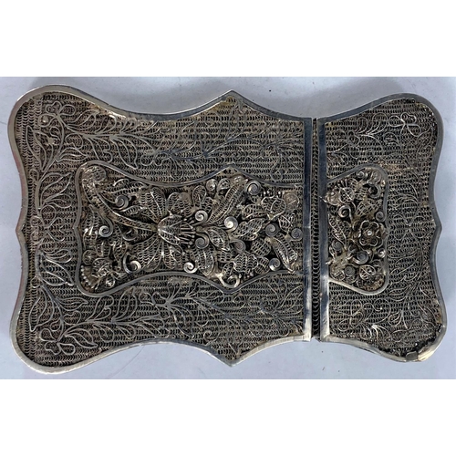 414 - A Chinese silver filigree card case decorated with a dragon, 19th century, unmarked, 10 x 6.4cm (min... 