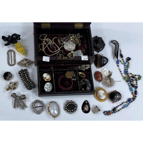 691D - A leather jewellery box with good collection of Victorian and later jewellery, gold framed cameo, si... 