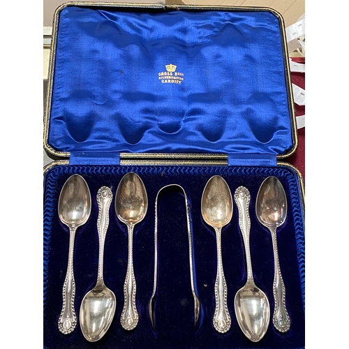 646 - A hallmarked silver set of silver teaspoons and a pair of silver sugar tongs, Sheffield and a boxed ... 