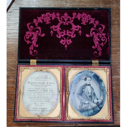 128 - A 19th century Double Union photograph case, moulded decoration, 16cm