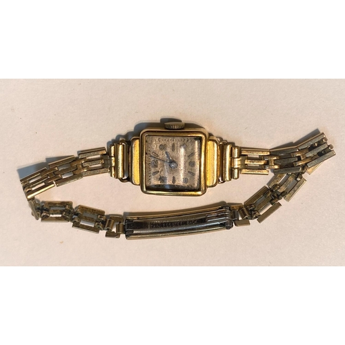 706C - An 18ct gold back early 20th century wristwatch