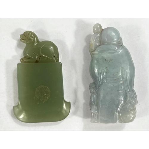 477 - A Chinese hard stone carving in the form of an axe head with dog to top and a buddha with Smether fi... 