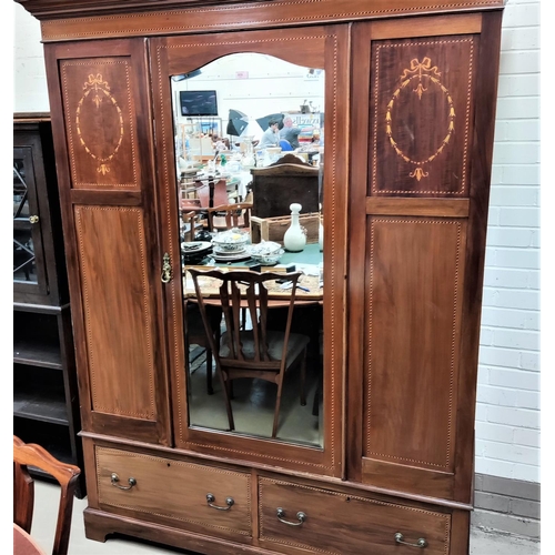 850 - An Edwardian inlaid mahogany wardrobe with central mirror drawers and 2 base drawers; similar bed en... 