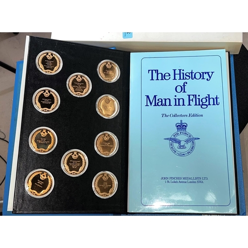 397 - John Pinches Collection of - History of Manned Flight Collectors Edition with bronze medallions, col... 