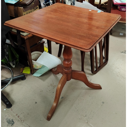 847 - A circular Edwardian 2 tier mahogany occasional table; a square top pedestal occasional table; a 193... 