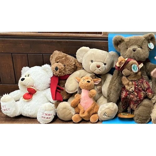 301b - A box of mixed Teddy Bears including Merrythought