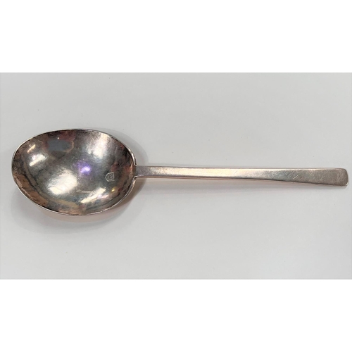 759 - A silver Puritan / slip top spoon circa 1660's, wide bowl with tapering stem, lion head marks to bow...