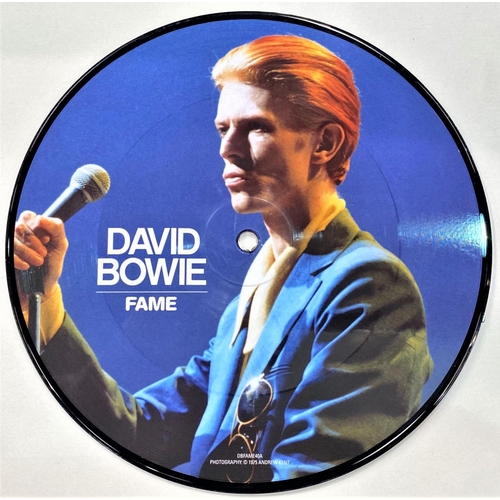 256 - DAVID BOWIE: 2 picture disc singles and 2 Japanese issue singles