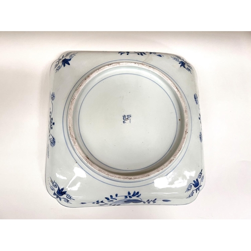 472 - A Chinese blue & white squared dish with indented corners, central traditional scene, mark to ba... 