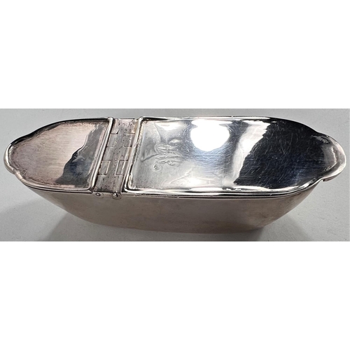 782 - An early 19th century silver boat shaped vessel enclosed by twin hinged lids, parcel gilt interior, ... 