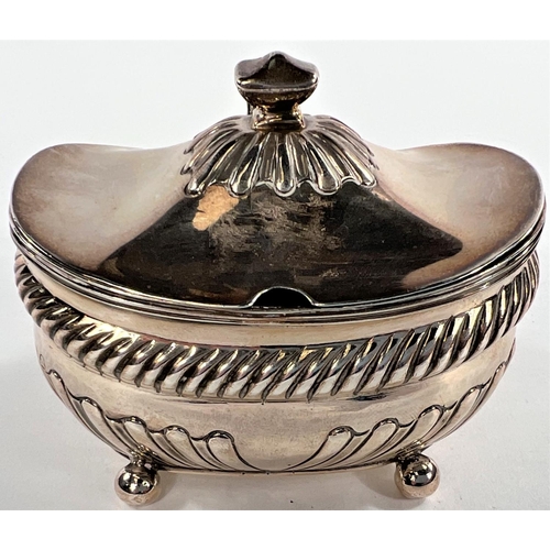 783 - A George III silver mustard pot, boat shaped, parcel gilt interior, gadrooned frieze, London, 1808, ... 