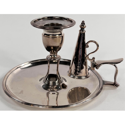 797 - A George III silver chamberstick with matching snuffer, London, 1789. John Schofield maker, 7.8oz, 1... 