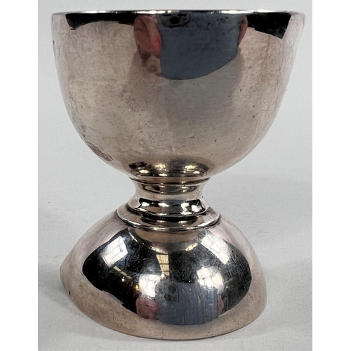 800 - A late 18th century silver jigger of plain form with pouring lips, Newcastle possibly John Longlands... 