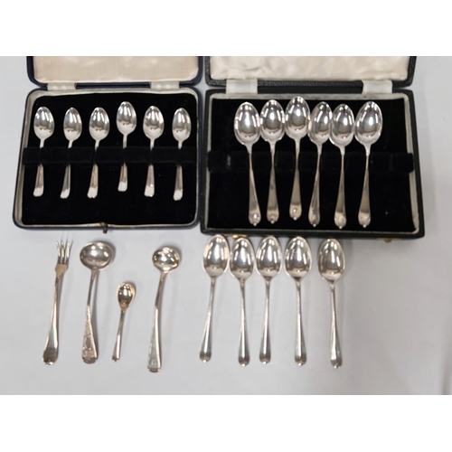 830F - A hallmarked silver set of 6 teaspoons, another hallmarked set of 6 teaspoons and a set of 5 teaspoo... 