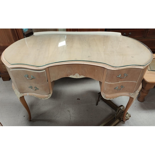 1018 - A modern Olympia kidney shaped dressing table with drawers bellow