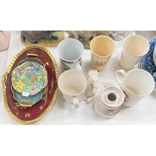 587 - A selection of china trinketware; etc.