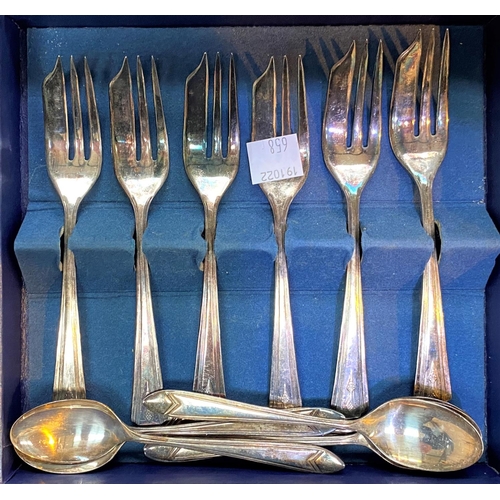 658 - An ornate set of teaspoons and tongs, pastry forks, etc., cased; other cased cutlery