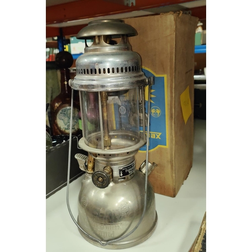 190A - A German originally boxed Petromax vintage lamp.