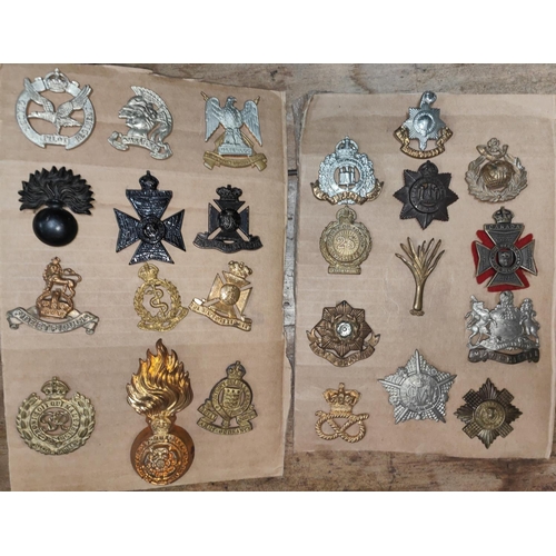 199 - A selection of various military badges for various regiments etc