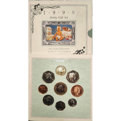 286A - A 1998 Baby Gift Set Brilliant uncirculated coin collection