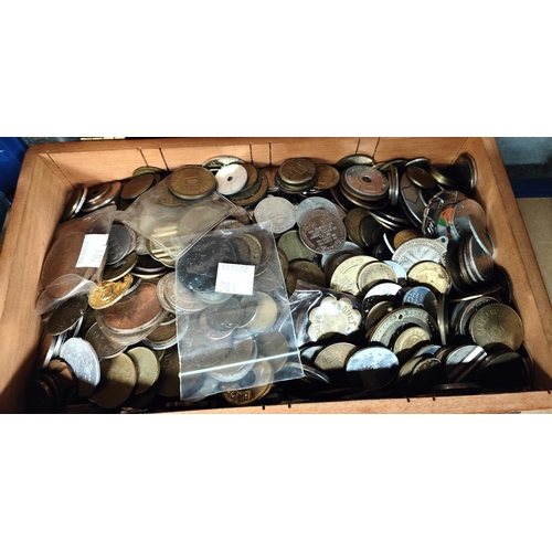 301 - A quantity of tokens, approx. 3kg