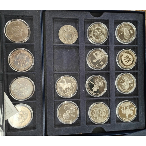 314 - GB: QEII: A collection of crowns and similar coins