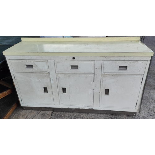 975A - A vintage kitchen unit 'Metal Paul Craft', drawers and cupboard bellow work top